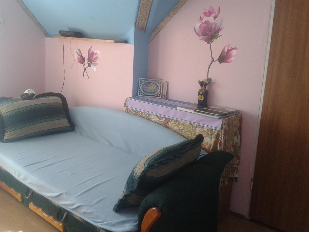 Dom Pod Roza Apartment Lesna Room photo