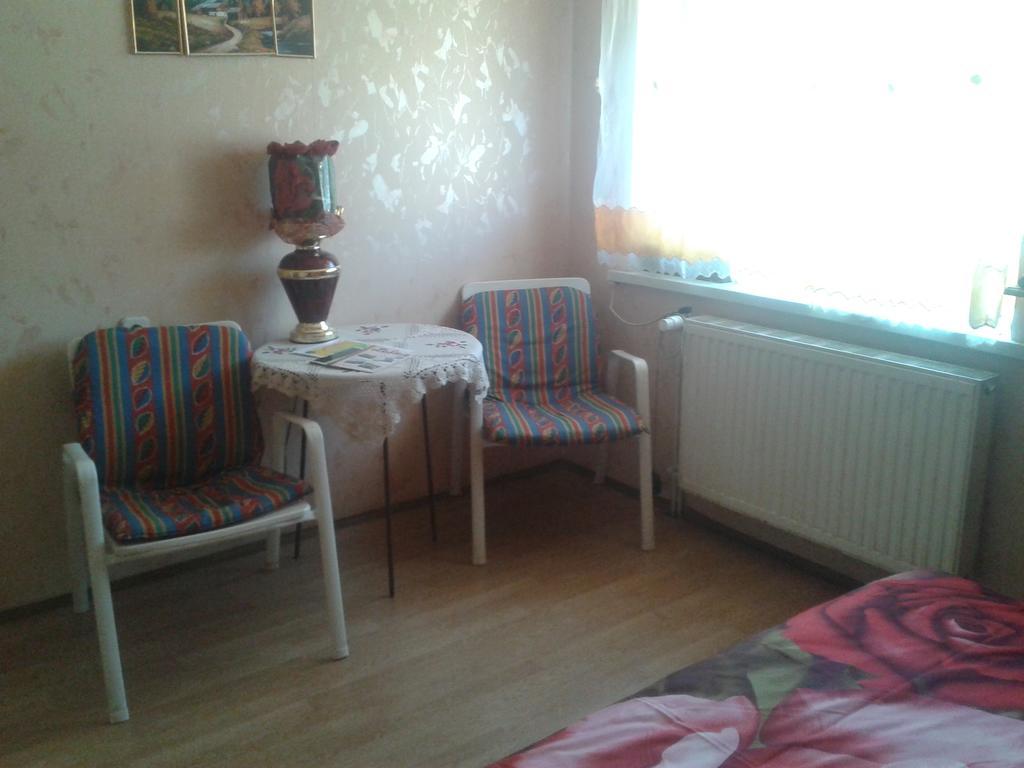 Dom Pod Roza Apartment Lesna Room photo